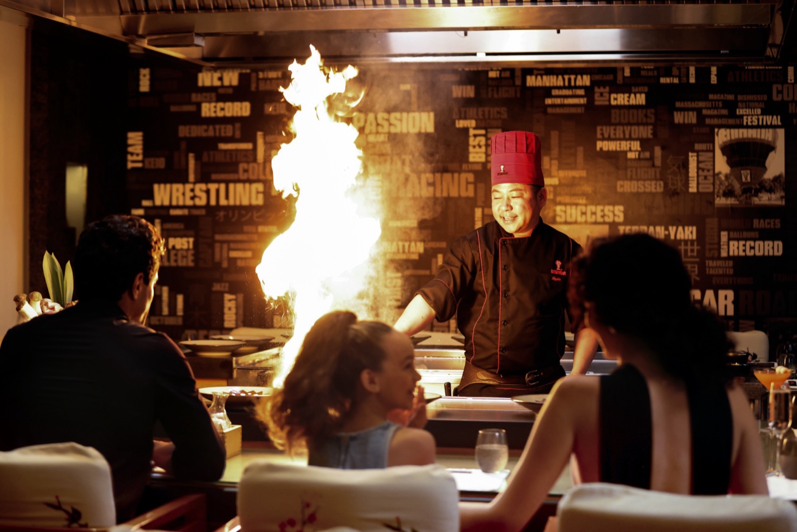 Benihana — японский teppanyaki с шоу-приготовлением
