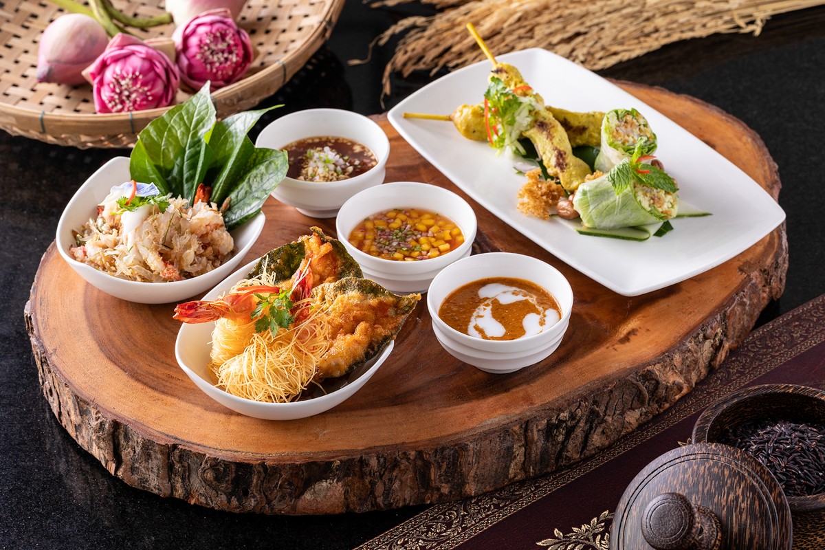 Saffron — фирменный ресторан тайской кухни (гид MICHELIN 2025)