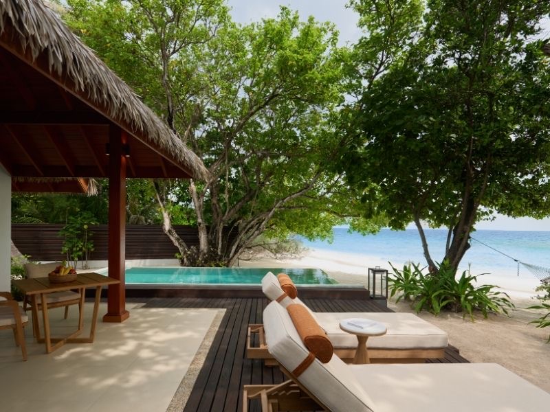 Beachfront Pool Villa с выходом на пляж