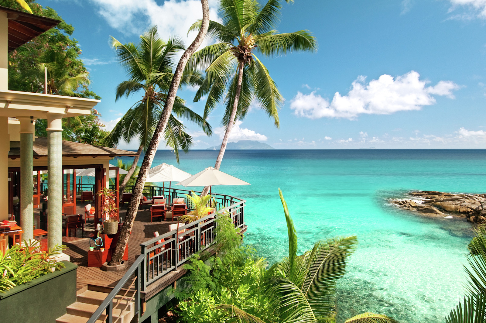 Oceanview Bar & Restaurant с видом на океан