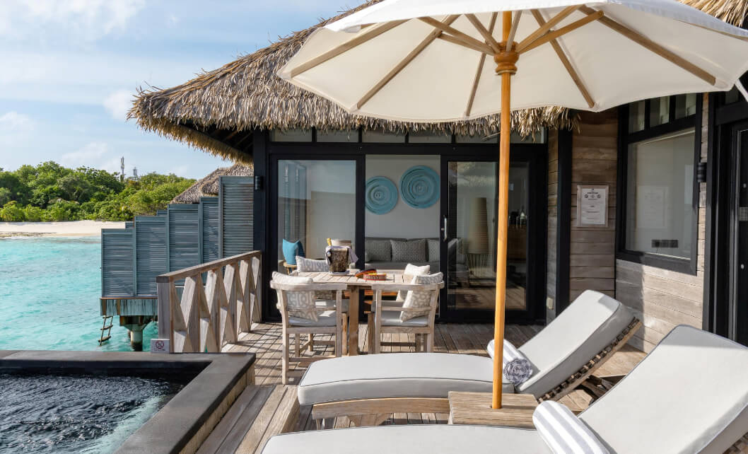 Sunset Water Villa с приватным инфинити-бассейном