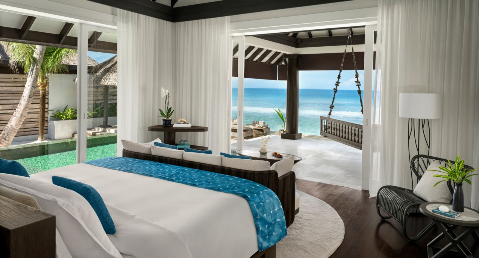 Спальня Ocean House с видом на океан