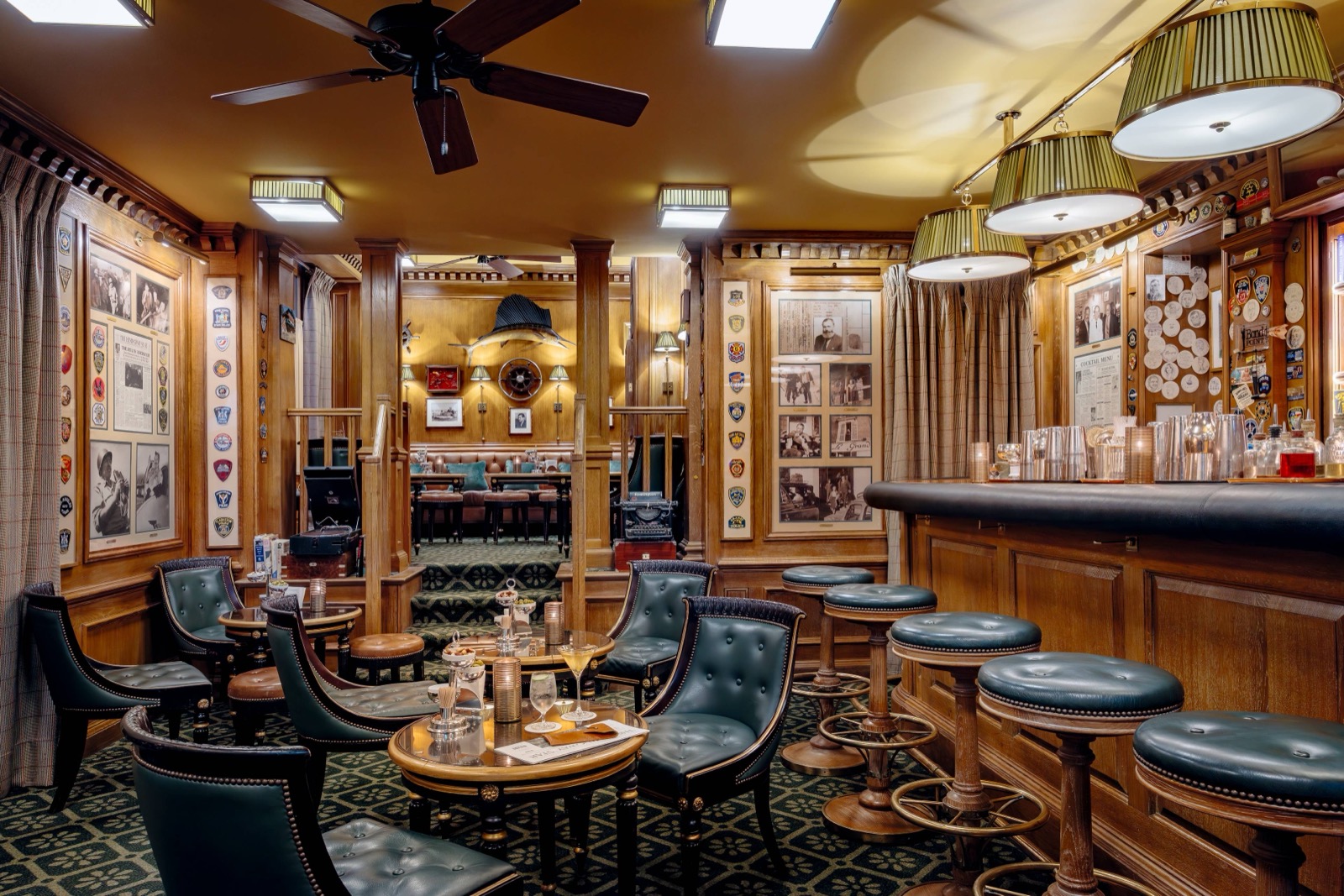 Легендарный Bar Hemingway