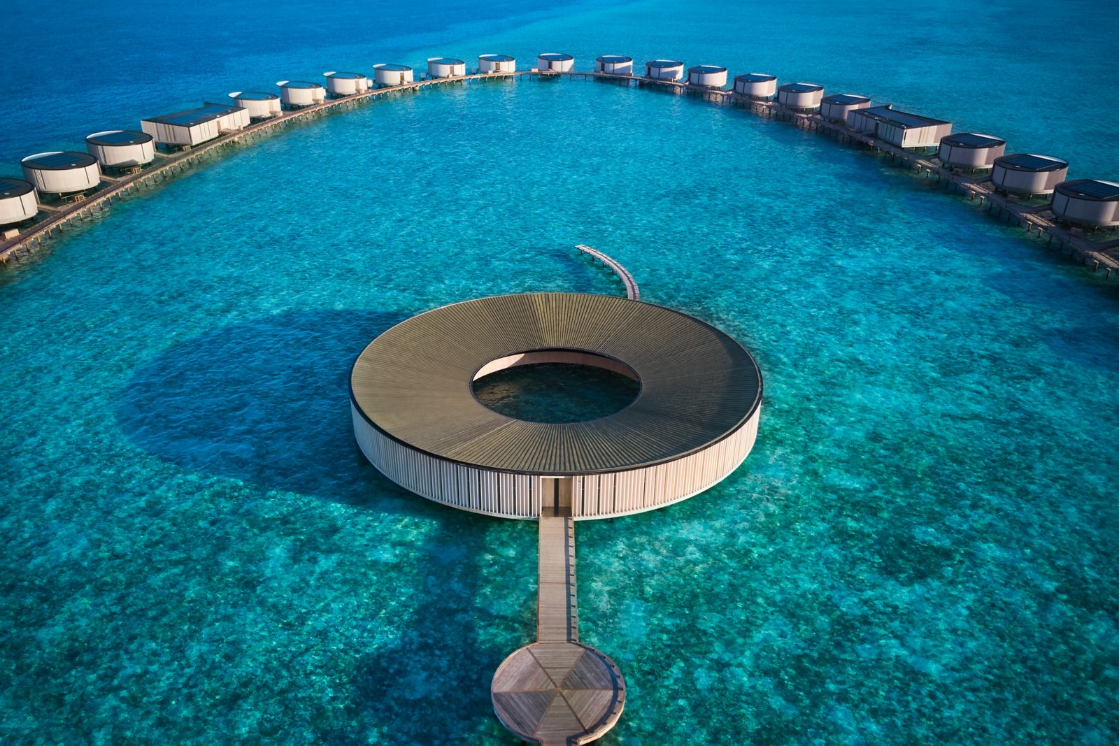 Кольцевой Ritz-Carlton Spa над лагуной