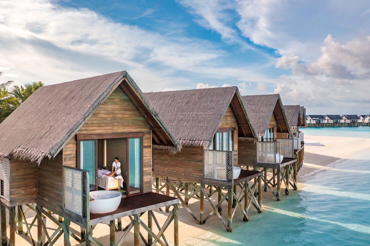 St Regis Maldives Vommuli Resort